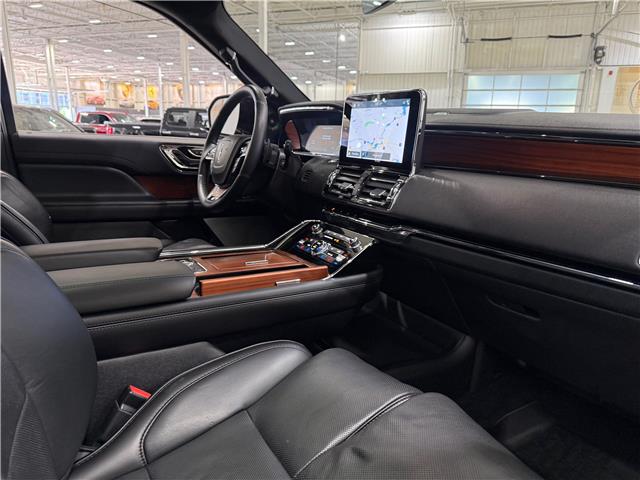 2019 Lincoln Navigator Reserve (Stk: A9071) in Saint-Eustache - Image 17 of 33