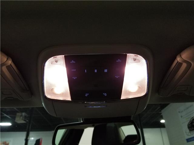 2023 Chrysler 300 Touring-L (Stk: W4817) in Mississauga - Image 15 of 27 2023 Chrysler 300 Touring-L (Stk: W4817) in Mississauga - Image 15 of 27