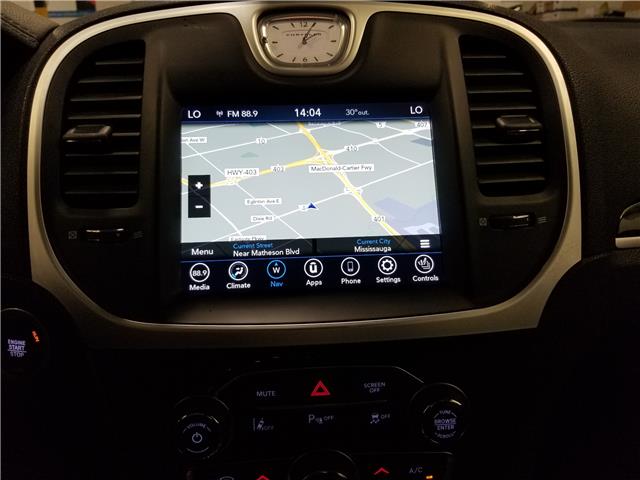 2023 Chrysler 300 Touring-L (Stk: W4817) in Mississauga - Image 18 of 27 2023 Chrysler 300 Touring-L (Stk: W4817) in Mississauga - Image 18 of 27