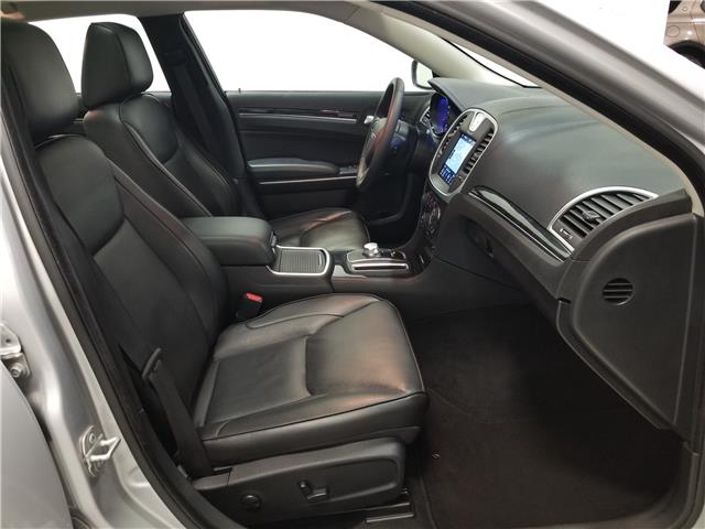 2023 Chrysler 300 Touring-L (Stk: W4817) in Mississauga - Image 24 of 27 2023 Chrysler 300 Touring-L (Stk: W4817) in Mississauga - Image 24 of 27