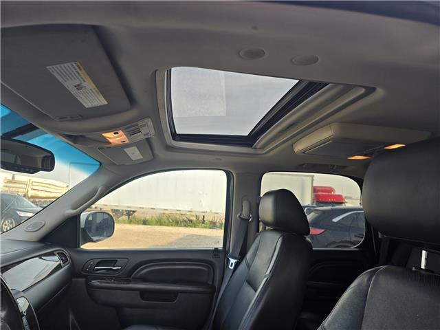 2013 GMC Yukon Hybrid Denali in Saskatoon - Image 10 of 17