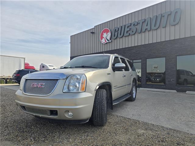2013 GMC Yukon Hybrid Denali in Saskatoon - Image 3 of 17