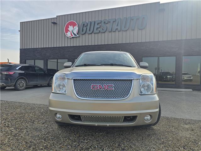 2013 GMC Yukon Hybrid Denali in Saskatoon - Image 5 of 17