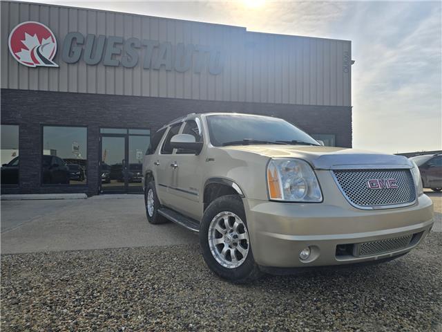 2013 GMC Yukon Hybrid Denali in Saskatoon - Image 2 of 17