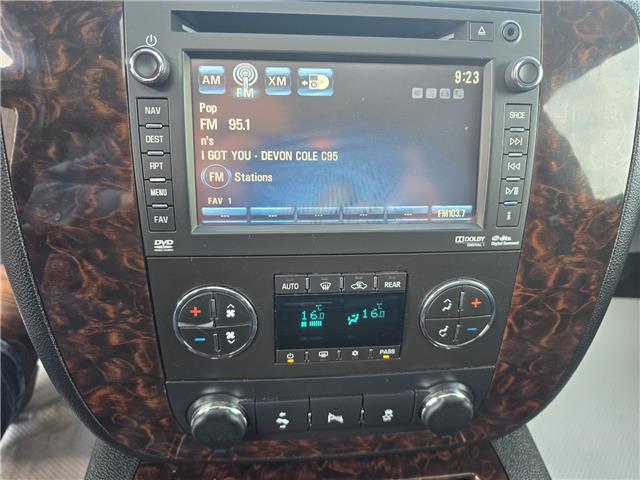 2013 GMC Yukon Hybrid Denali in Saskatoon - Image 12 of 17