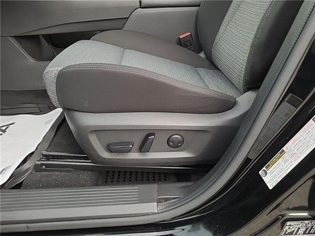 2023 Nissan Rogue SV Moonroof Heated Seats (LOW MILEAGE GREAT DEAL!) (Stk: P3310A) in Aurora - Image 19 of 27