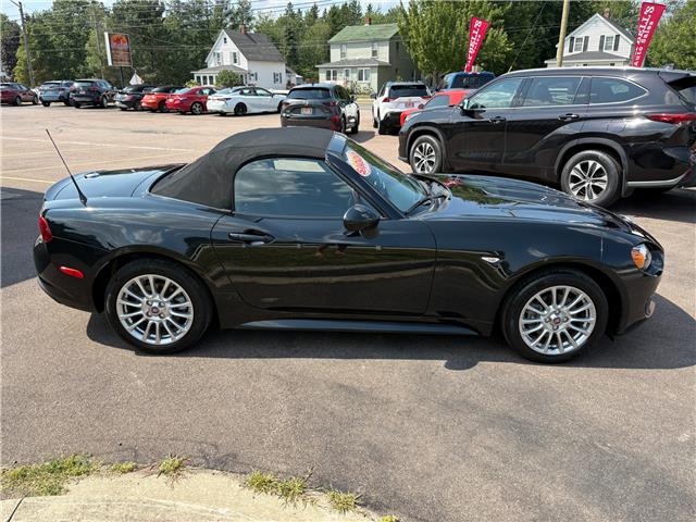 2017 Fiat 124 Spider Classica (Stk: A-104307) in Moncton - Image 10 of 20