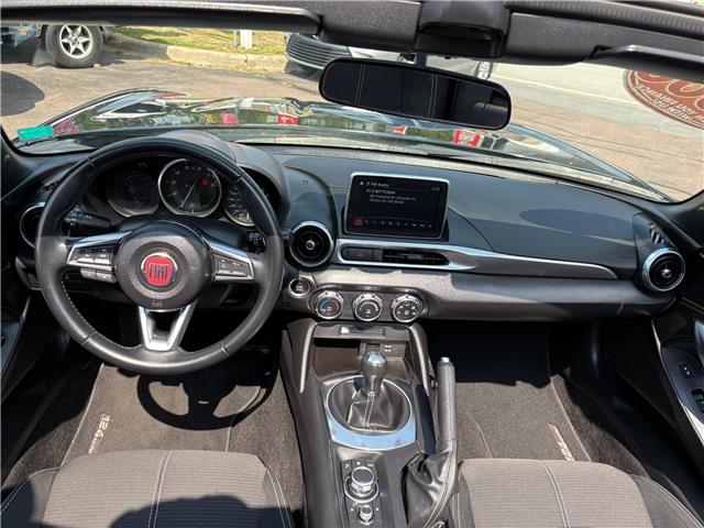 2017 Fiat 124 Spider Classica (Stk: A-104307) in Moncton - Image 15 of 20