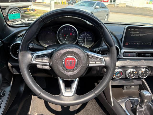 2017 Fiat 124 Spider Classica (Stk: A-104307) in Moncton - Image 16 of 20