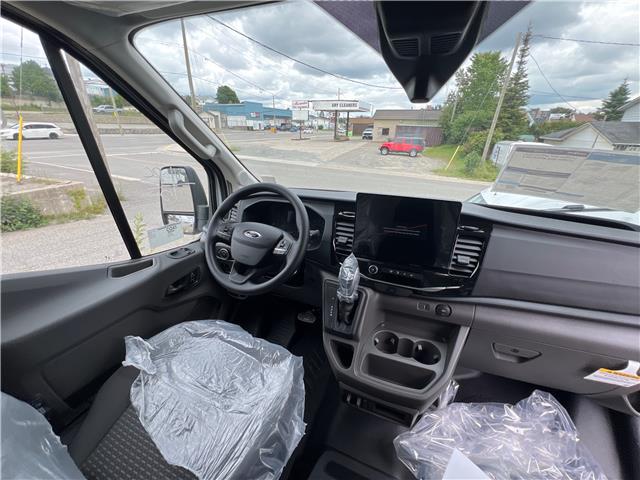 2025 Ford Transit-250 Cargo Base (Stk: 5Z221) in Timmins - Image 13 of 16