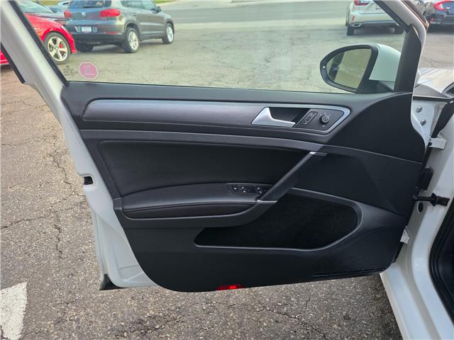 2018 Volkswagen Golf 1.8 TSI Comfortline (Stk: 2508416) in Waterloo - Image 10 of 23