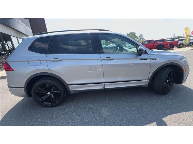 2023 Volkswagen Tiguan Comfortline R-Line Black (Stk: 25433) in Sudbury - Image 9 of 25