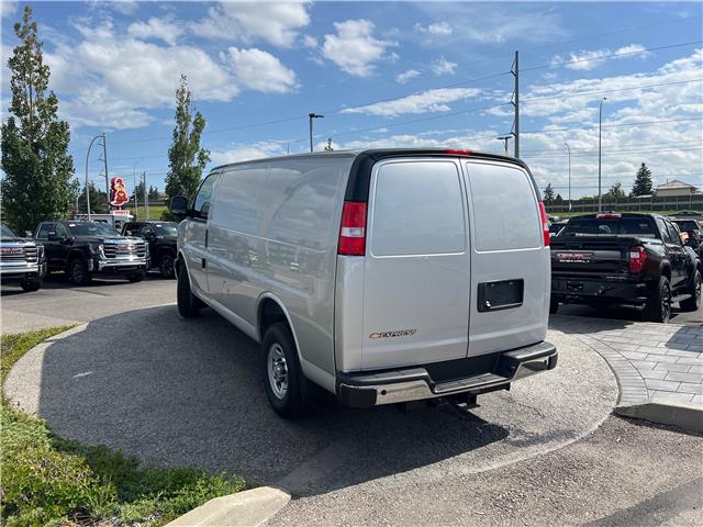 2025 Chevrolet Express 2500 Work Van (Stk: S1249648) in Calgary - Image 4 of 19