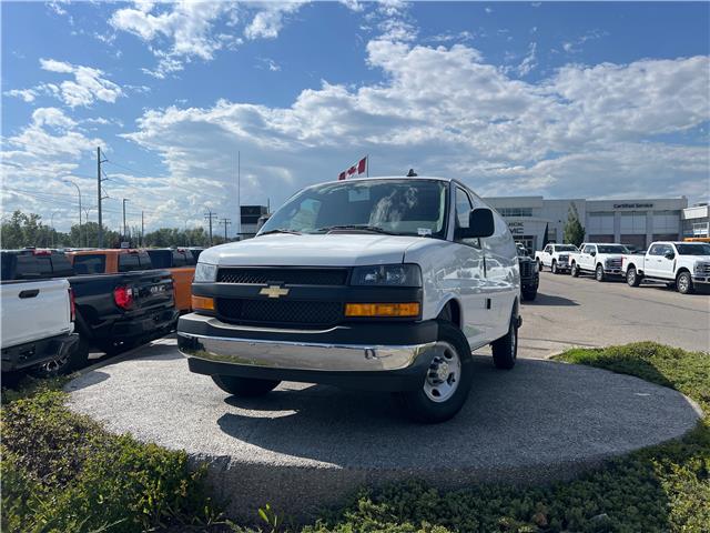 2025 Chevrolet Express 2500 Work Van (Stk: S1251126) in Calgary - Image 1 of 18