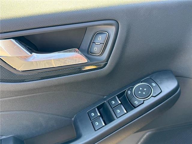 2025 Ford Escape ST-Line (Stk: ES38438) in Windsor - Image 16 of 26