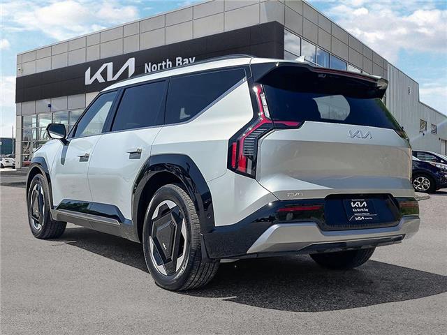 2026 Kia EV9 Land w/Premium Package (Stk: 26-039) in North Bay - Image 4 of 16