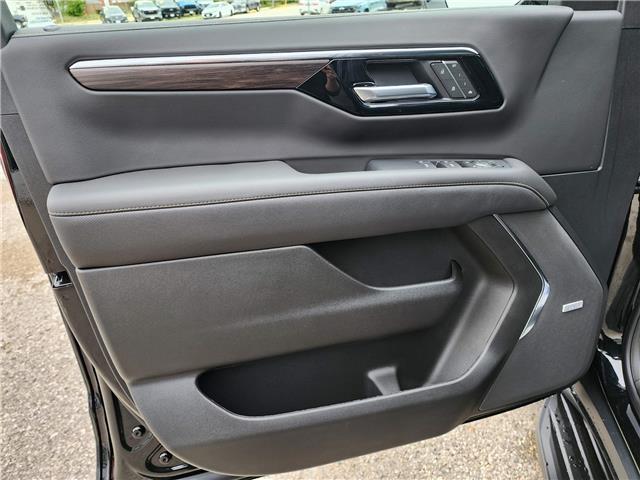 2025 Chevrolet Suburban Premier (Stk: 31252) in The Pas - Image 13 of 19 2025 Chevrolet Suburban Premier (Stk: 31252) in The Pas - Image 13 of 19