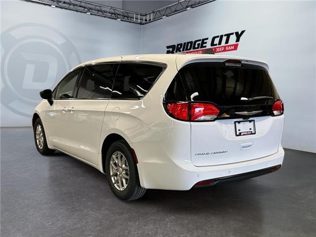 2025 Chrysler Grand Caravan SXT (Stk: 40318) in Lethbridge - Image 3 of 15