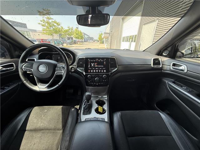 2019 Jeep Grand Cherokee Laredo (Stk: 25037E) in London - Image 13 of 25