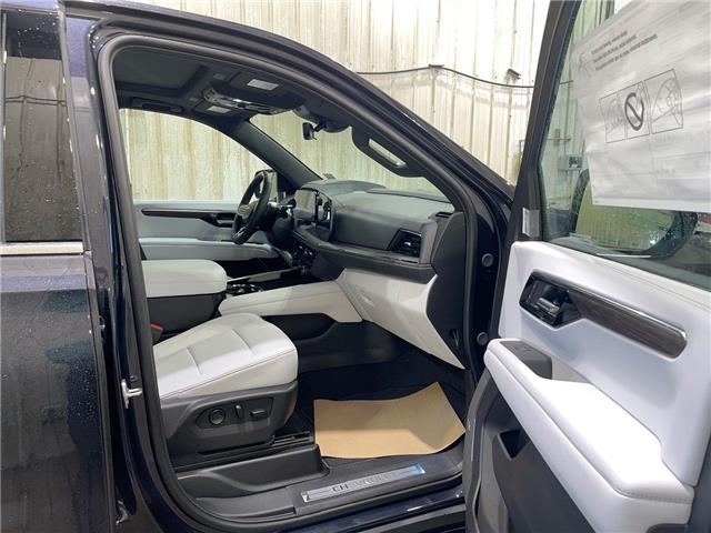 2025 Chevrolet Suburban Premier (Stk: 10620) in Meadow Lake - Image 14 of 15