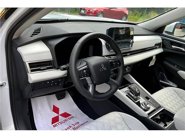 2025 Mitsubishi Outlander PHEV SEL (Stk: 25P8551) in Cranbrook - Image 6 of 13