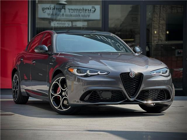 2025 Alfa Romeo Giulia Base (Stk: 652AR) in Toronto - Image 1 of 27