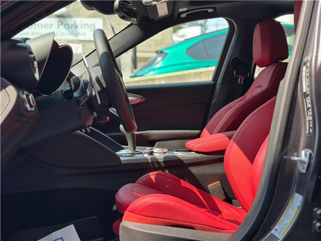 2025 Alfa Romeo Giulia Base (Stk: 652AR) in Toronto - Image 12 of 27