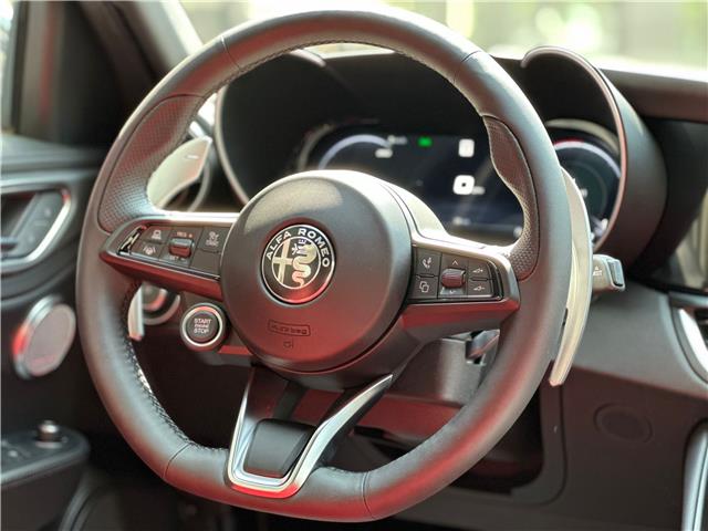2025 Alfa Romeo Giulia Base (Stk: 652AR) in Toronto - Image 15 of 27