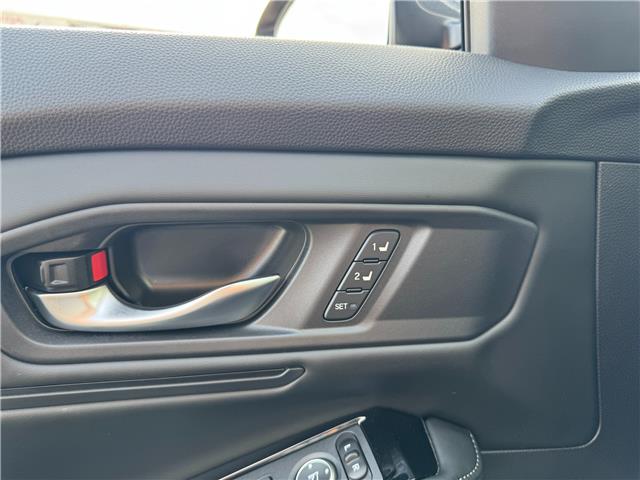 2024 Honda Accord Hybrid Touring (Stk: 253120P) in Richmond Hill - Image 13 of 30