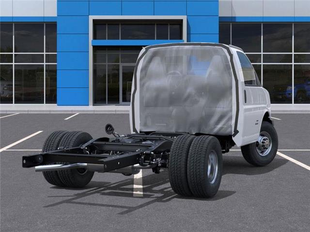 2025 Chevrolet Express Cutaway Work Van (Stk: 25-1947) in Listowel - Image 8 of 10