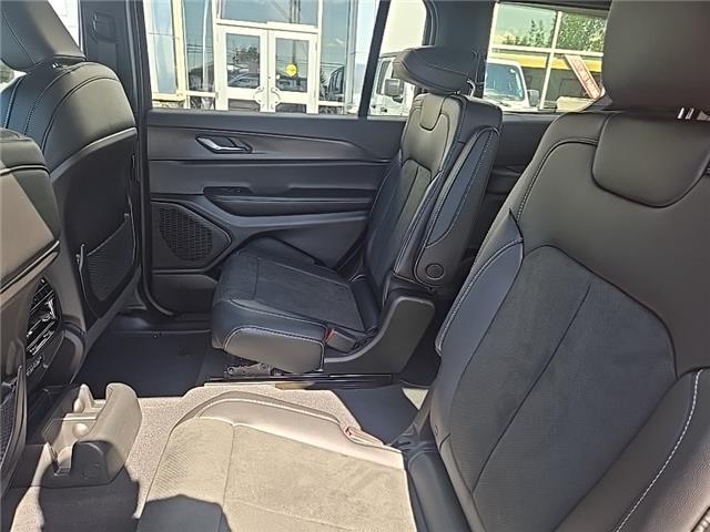 2025 Jeep Grand Cherokee L Laredo (Stk: S199) in Miramichi - Image 11 of 14