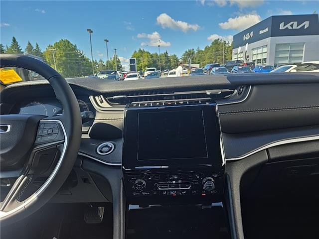 2025 Jeep Grand Cherokee L Laredo (Stk: S199) in Miramichi - Image 13 of 14