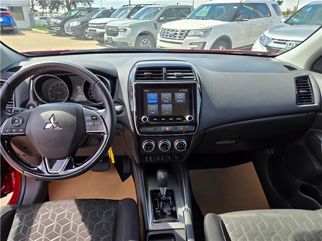 2022 Mitsubishi RVR SE (Stk: 8870) in Calgary - Image 10 of 23 2022 Mitsubishi RVR SE (Stk: 8870) in Calgary - Image 10 of 23