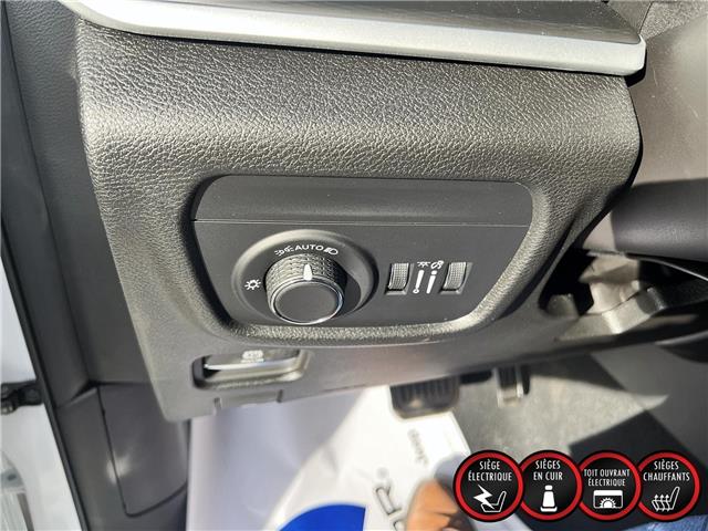 2025 Jeep Grand Cherokee Laredo (Stk: 25215) in Saint-Léonard - Image 13 of 21