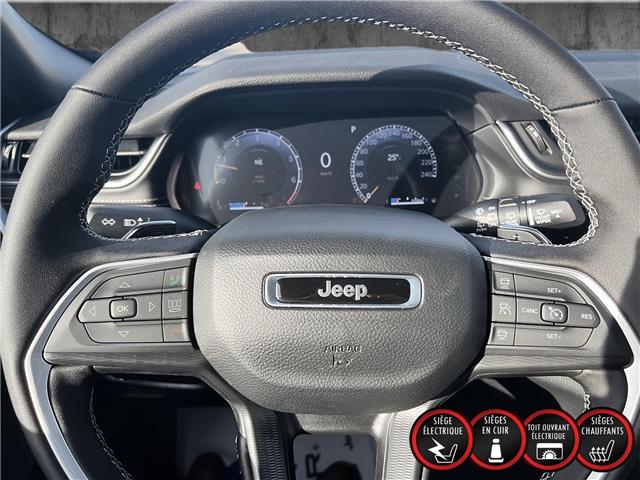 2025 Jeep Grand Cherokee Laredo (Stk: 25215) in Saint-Léonard - Image 14 of 21