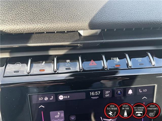 2025 Jeep Grand Cherokee Laredo (Stk: 25215) in Saint-Léonard - Image 19 of 21