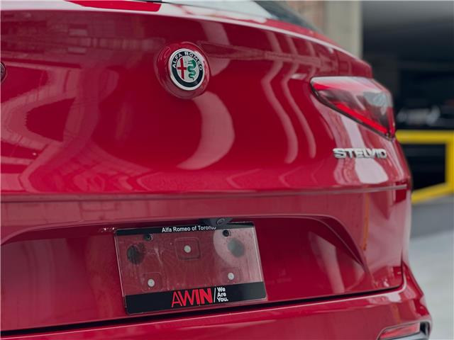 2022 Alfa Romeo Stelvio Quadrifoglio (Stk: 374U) in Toronto - Image 10 of 29