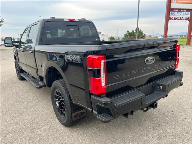 2025 Ford F-350 XLT (Stk: 25T2858) in Pincher Creek - Image 7 of 39