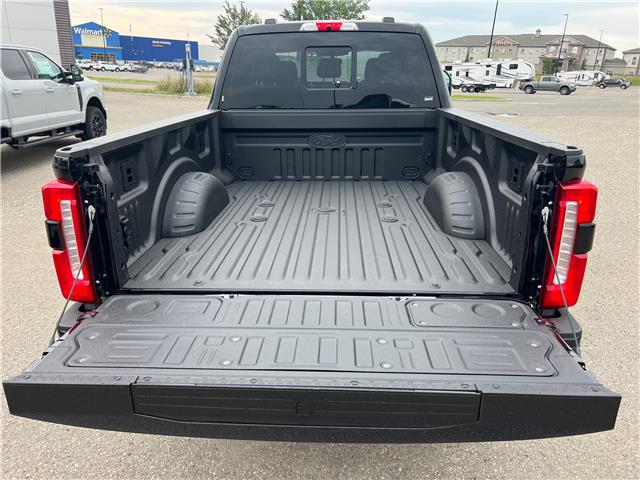2025 Ford F-350 XLT (Stk: 25T2858) in Pincher Creek - Image 9 of 39