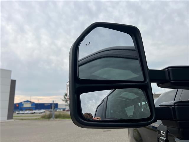 2025 Ford F-350 XLT (Stk: 25T2858) in Pincher Creek - Image 18 of 39