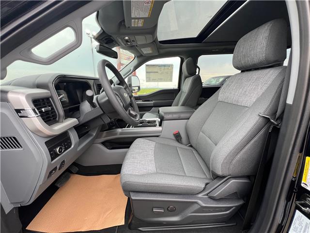 2025 Ford F-350 XLT (Stk: 25T2858) in Pincher Creek - Image 20 of 39