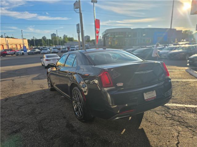 2015 Chrysler 300 S (Stk: 2507380) in Waterloo - Image 3 of 27