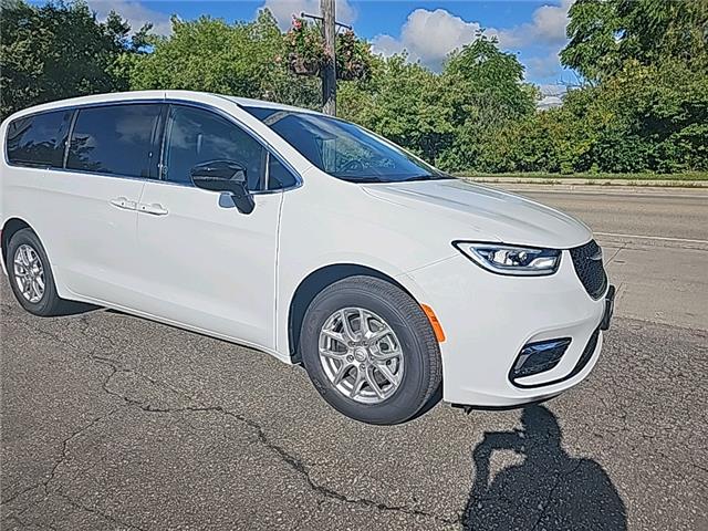 2026 Chrysler Pacifica Select (Stk: 26003) in New Hamburg - Image 7 of 17