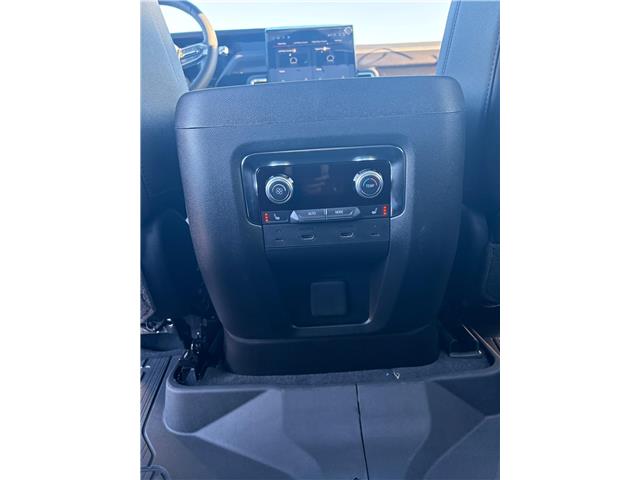 2025 GMC Yukon Elevation (Stk: 56600) in Strathroy - Image 7 of 12