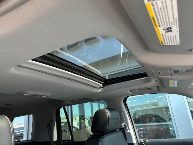 2018 GMC Yukon Denali (Stk: 25037B) in Moosomin - Image 3 of 12