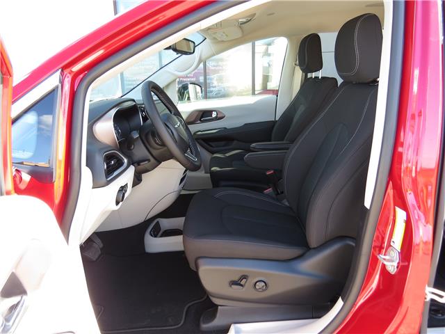 2024 Chrysler Grand Caravan SXT (Stk: 7316) in Lac La Biche - Image 13 of 30 2024 Chrysler Grand Caravan SXT (Stk: 7316) in Lac La Biche - Image 13 of 30