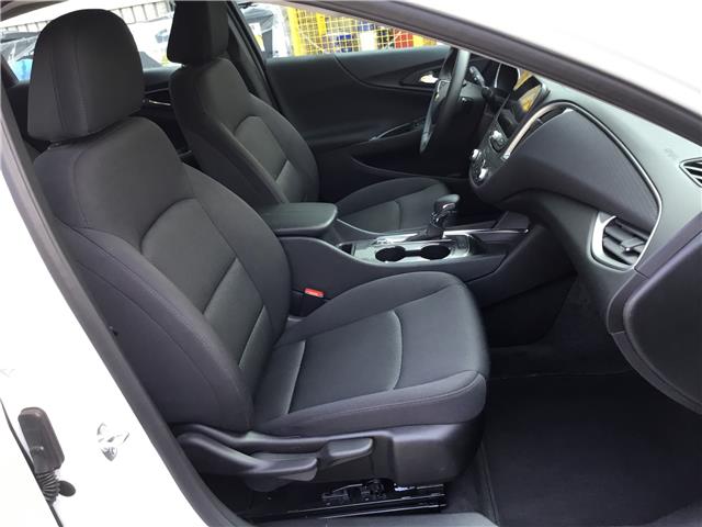 2025 Chevrolet Malibu 1LT (Stk: S2712) in Cornwall - Image 18 of 27