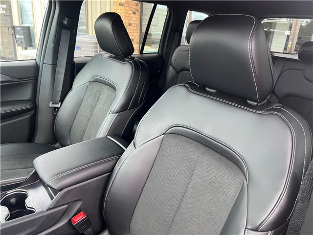 2025 Jeep Grand Cherokee Laredo (Stk: 5T86) in Blenheim - Image 14 of 30