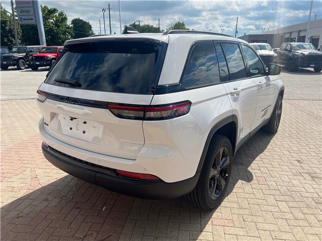 2025 Jeep Grand Cherokee Laredo (Stk: 5T89) in Blenheim - Image 7 of 29