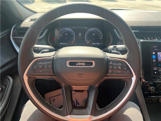 2025 Jeep Grand Cherokee Laredo (Stk: 5T89) in Blenheim - Image 17 of 29